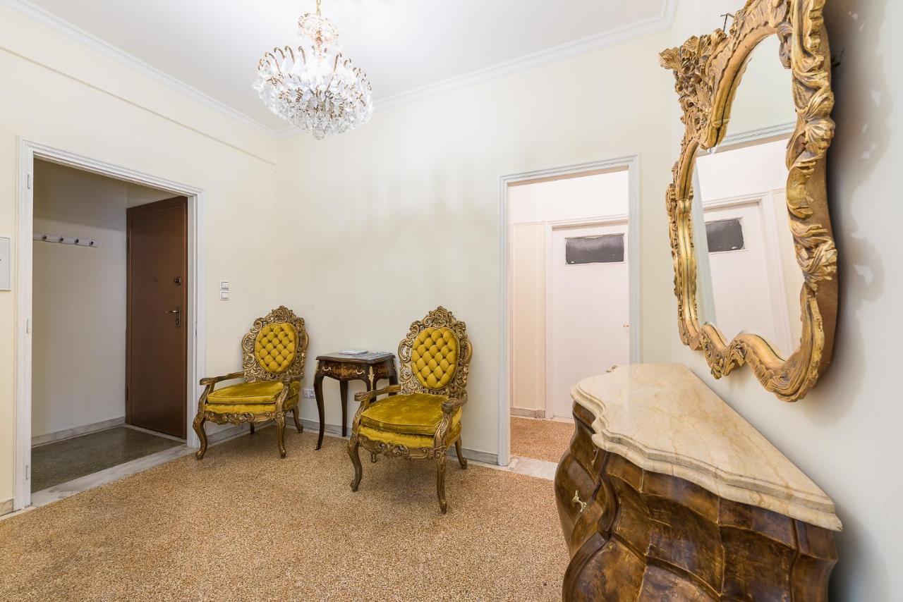 Victoria Queens Palace Apartments Atenas Exterior foto